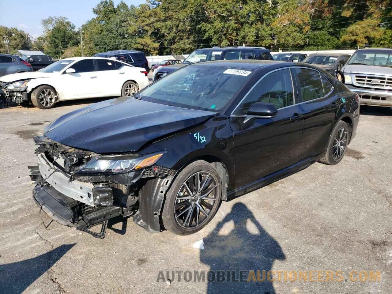 4T1G11AK8MU564765 TOYOTA CAMRY 2021