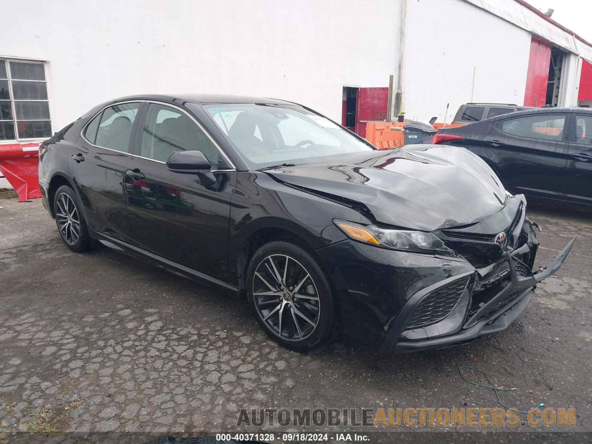 4T1G11AK8MU604486 TOYOTA CAMRY 2021