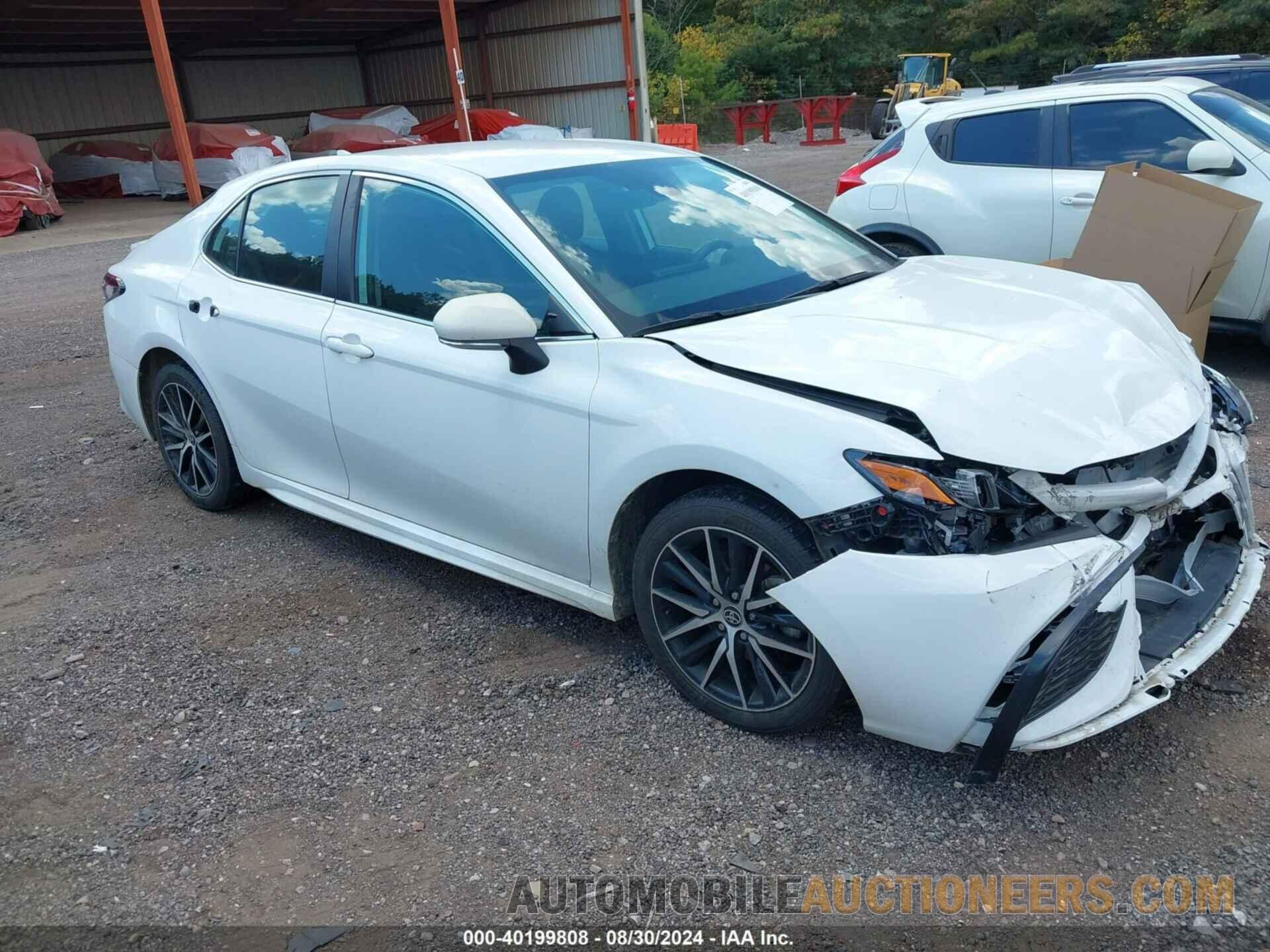 4T1G11AK8MU616315 TOYOTA CAMRY 2021