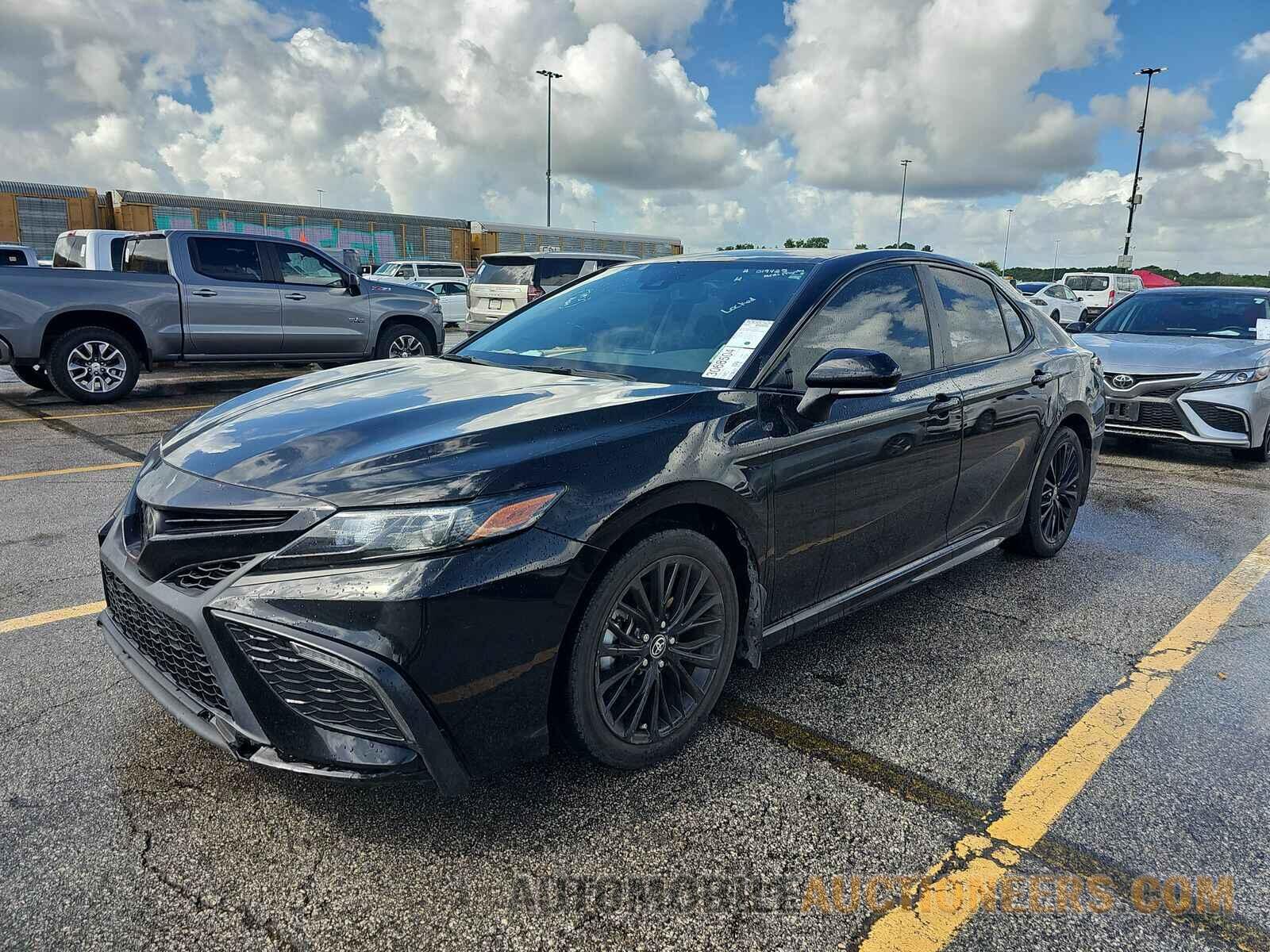 4T1G11AK8NU019425 Toyota Camry 2022