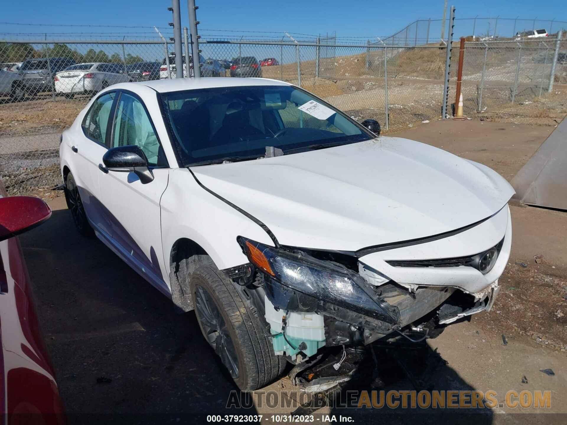 4T1G11AK8NU030313 TOYOTA CAMRY 2022