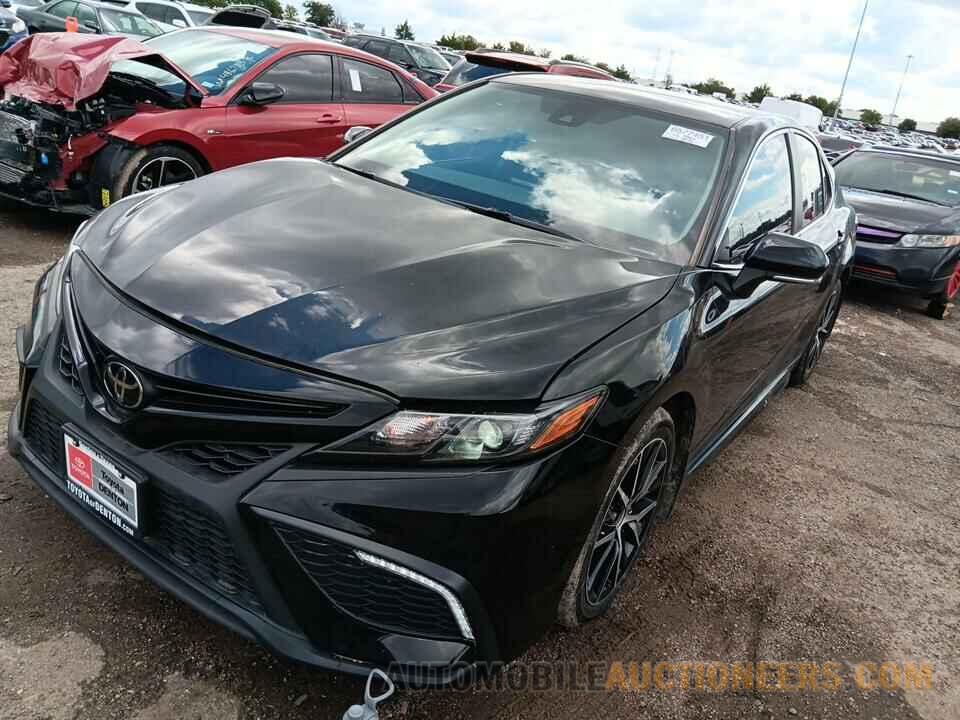 4T1G11AK8NU036998 Toyota Camry 2022