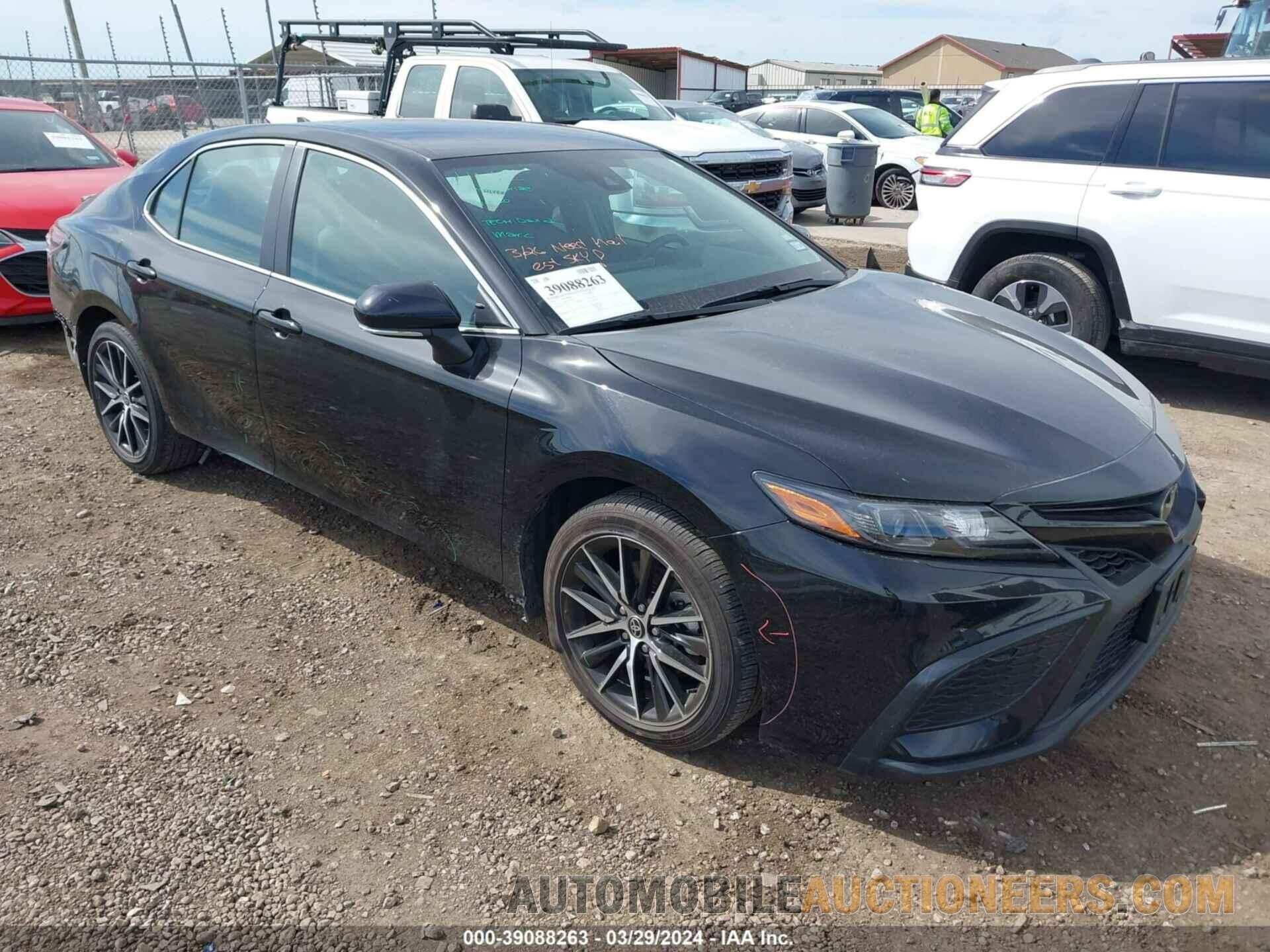 4T1G11AK8NU059679 TOYOTA CAMRY 2022