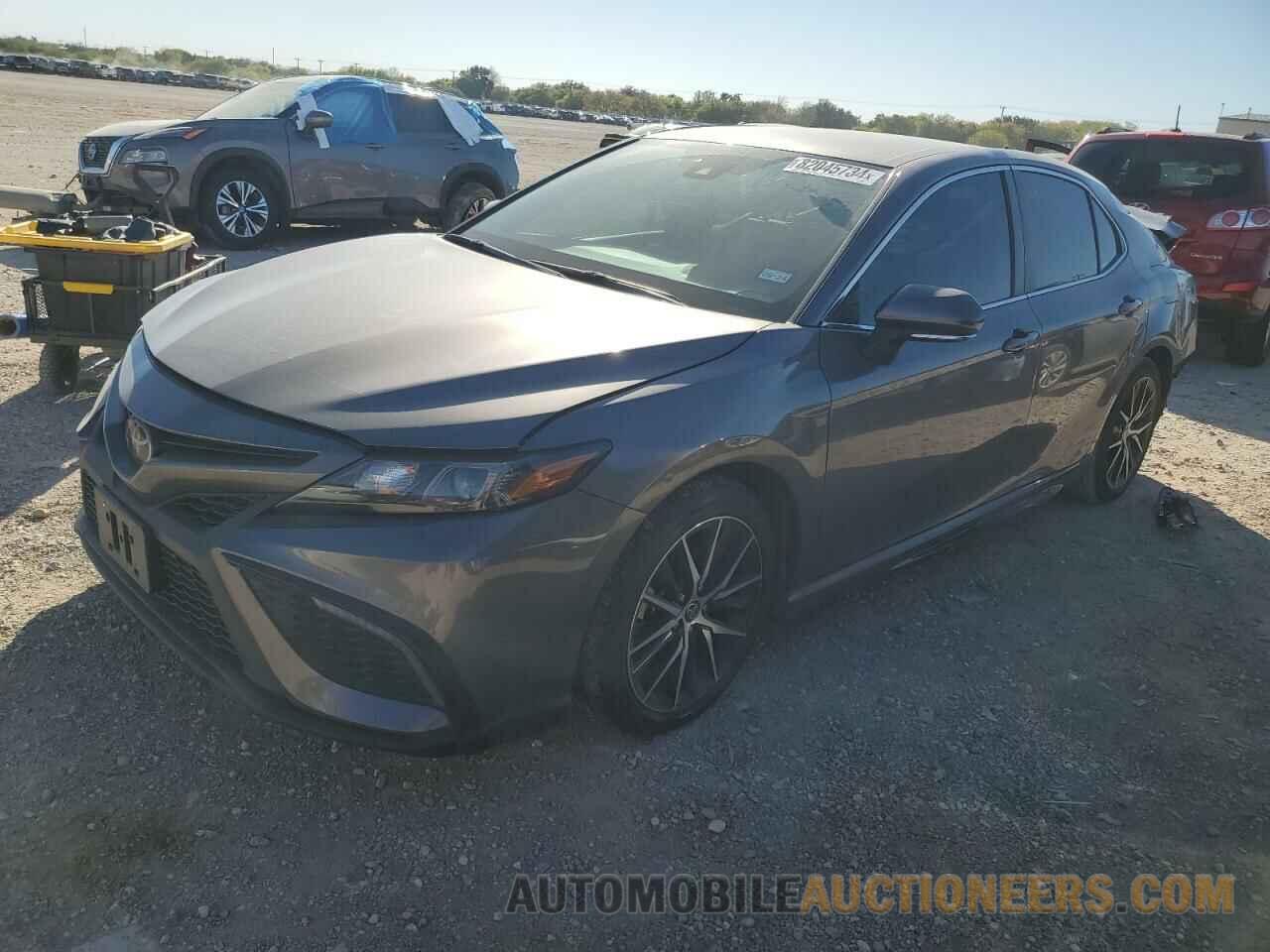 4T1G11AK8NU060427 TOYOTA CAMRY 2022