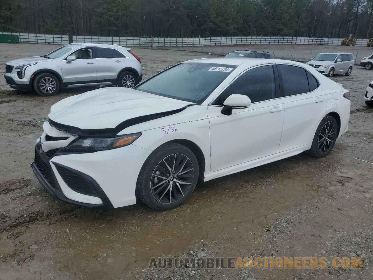 4T1G11AK8NU624206 TOYOTA CAMRY 2022