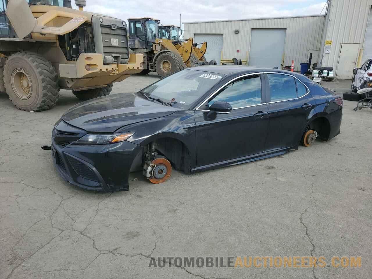 4T1G11AK8NU630250 TOYOTA CAMRY 2022