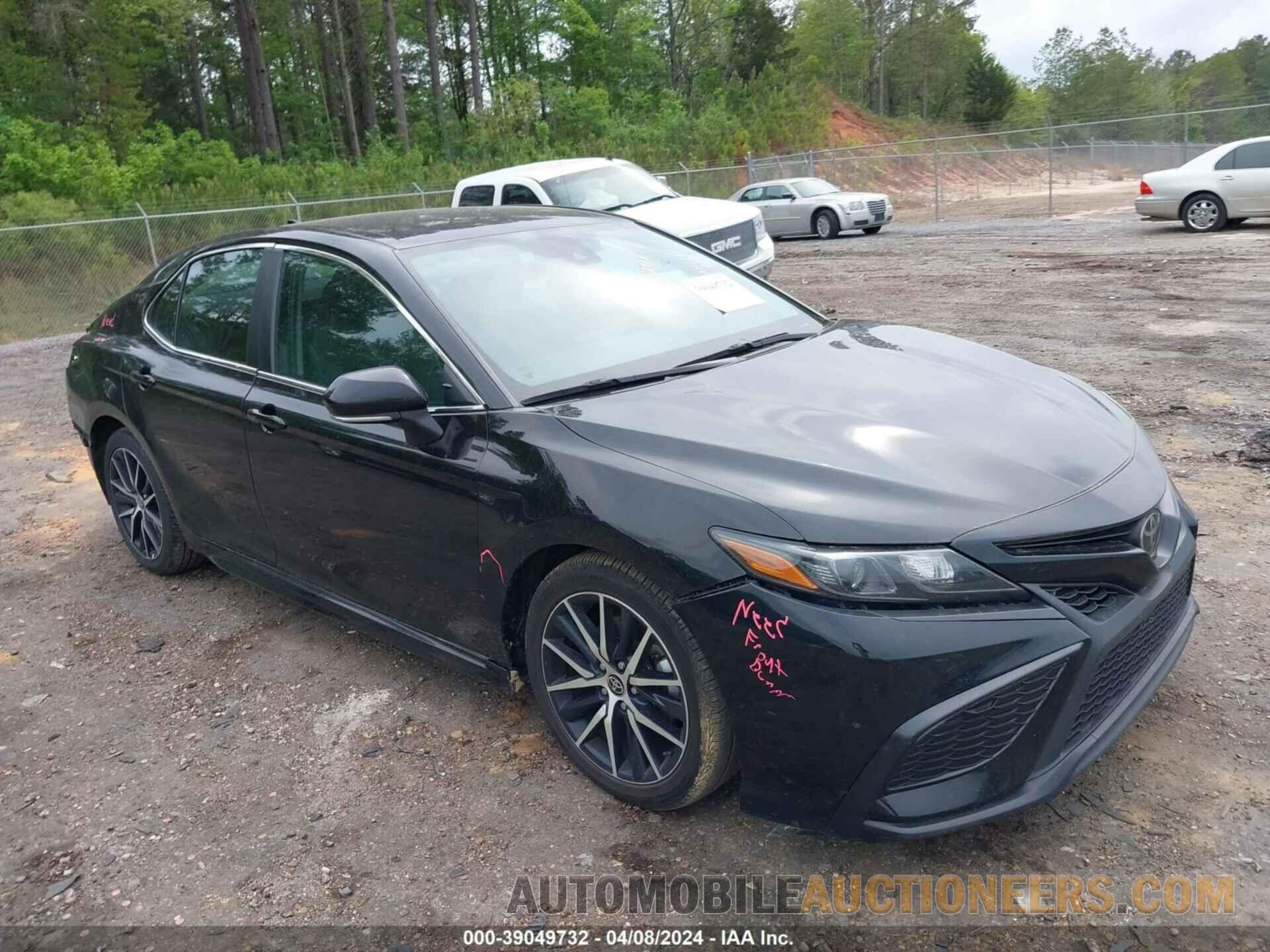 4T1G11AK8NU632029 TOYOTA CAMRY 2022