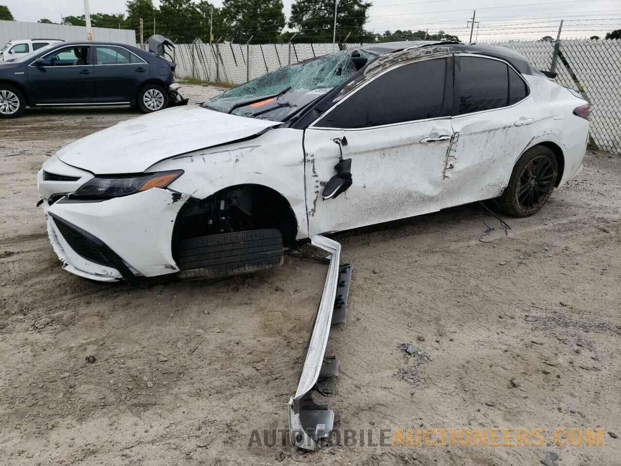 4T1G11AK8NU701124 TOYOTA CAMRY 2022