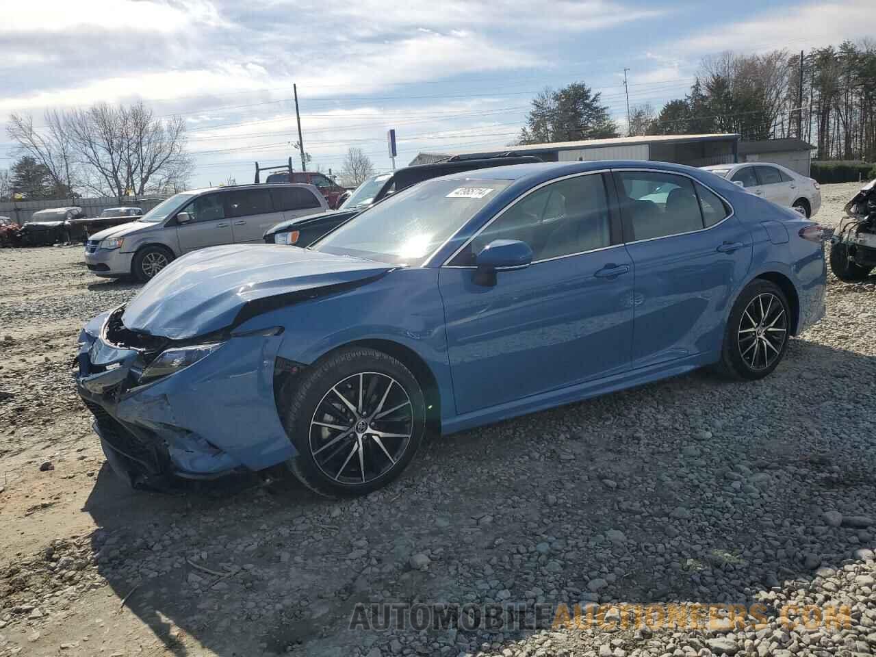 4T1G11AK8PU161888 TOYOTA CAMRY 2023