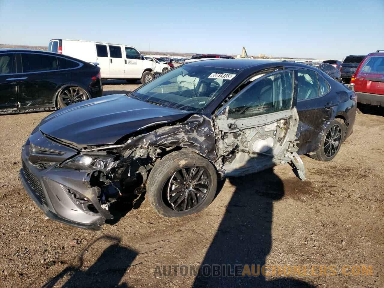 4T1G11AK8PU741352 TOYOTA CAMRY 2023