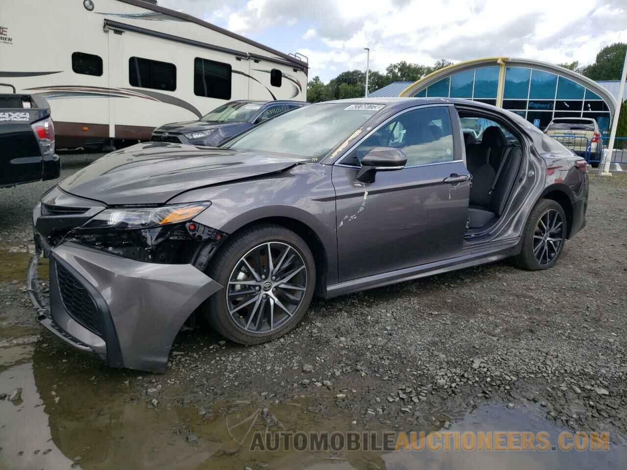 4T1G11AK8PU769202 TOYOTA CAMRY 2023