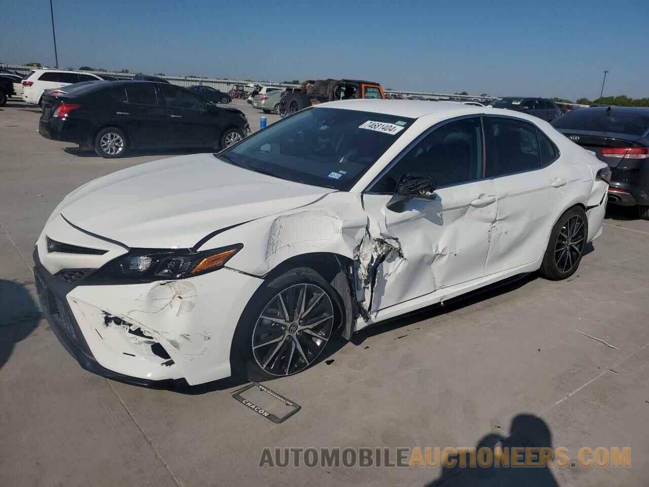 4T1G11AK8PU773279 TOYOTA CAMRY 2023