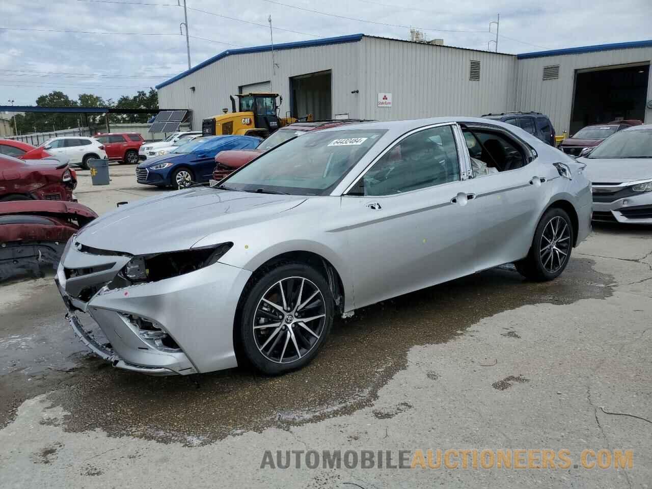 4T1G11AK8PU791233 TOYOTA CAMRY 2023