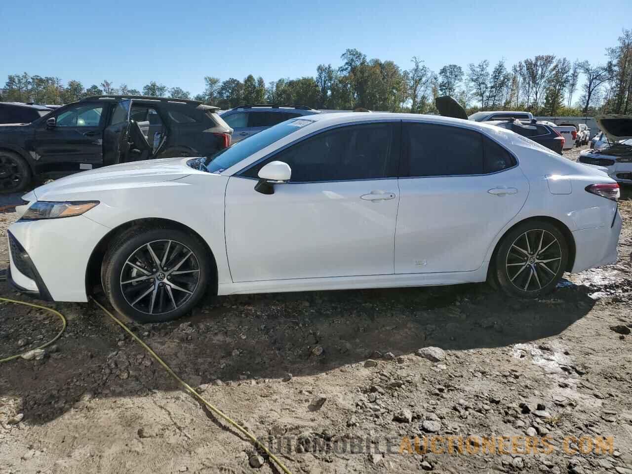 4T1G11AK8PU814915 TOYOTA CAMRY 2023