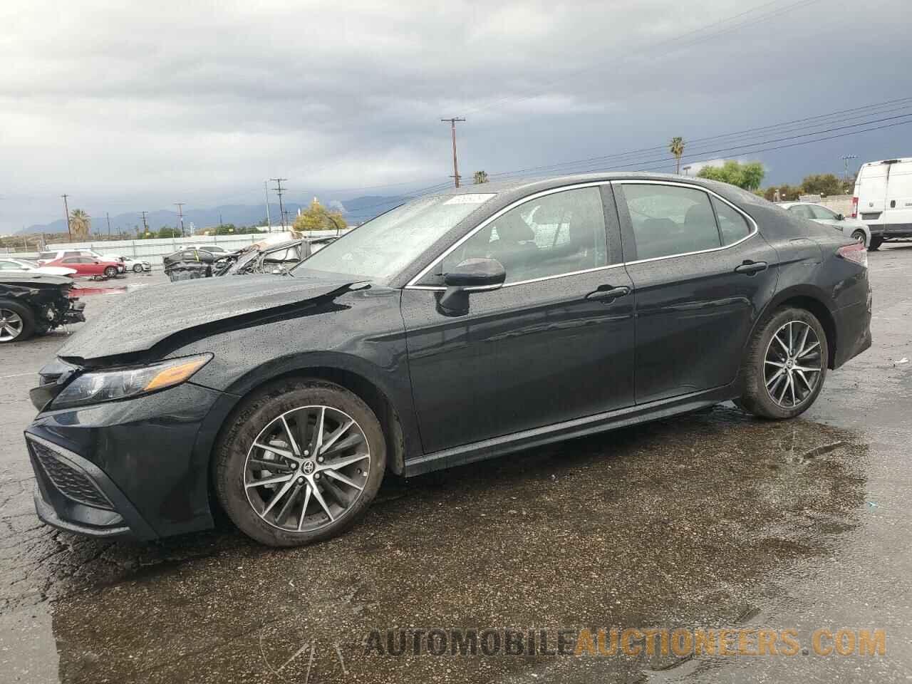 4T1G11AK8RU846511 TOYOTA CAMRY 2024