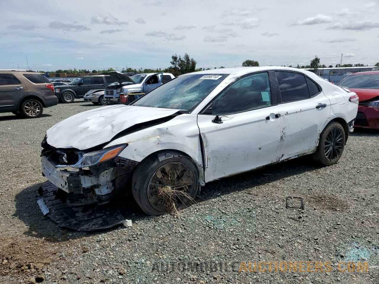 4T1G11AK9LU318841 TOYOTA CAMRY 2020