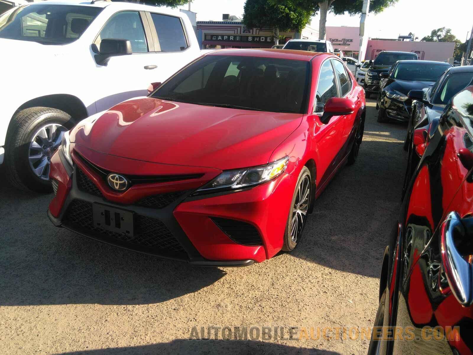 4T1G11AK9LU360541 Toyota Camry 2020