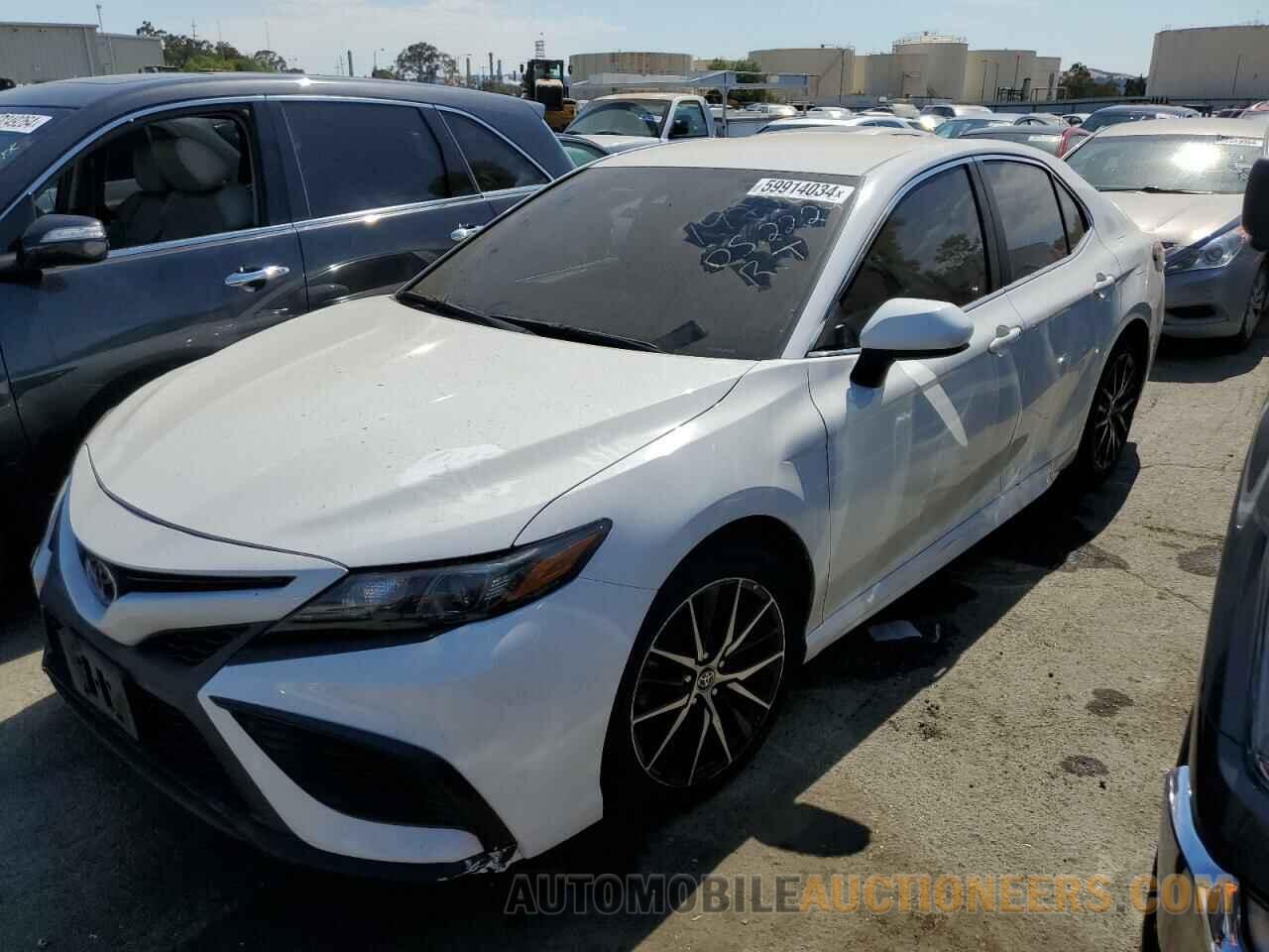 4T1G11AK9MU402966 TOYOTA CAMRY 2021