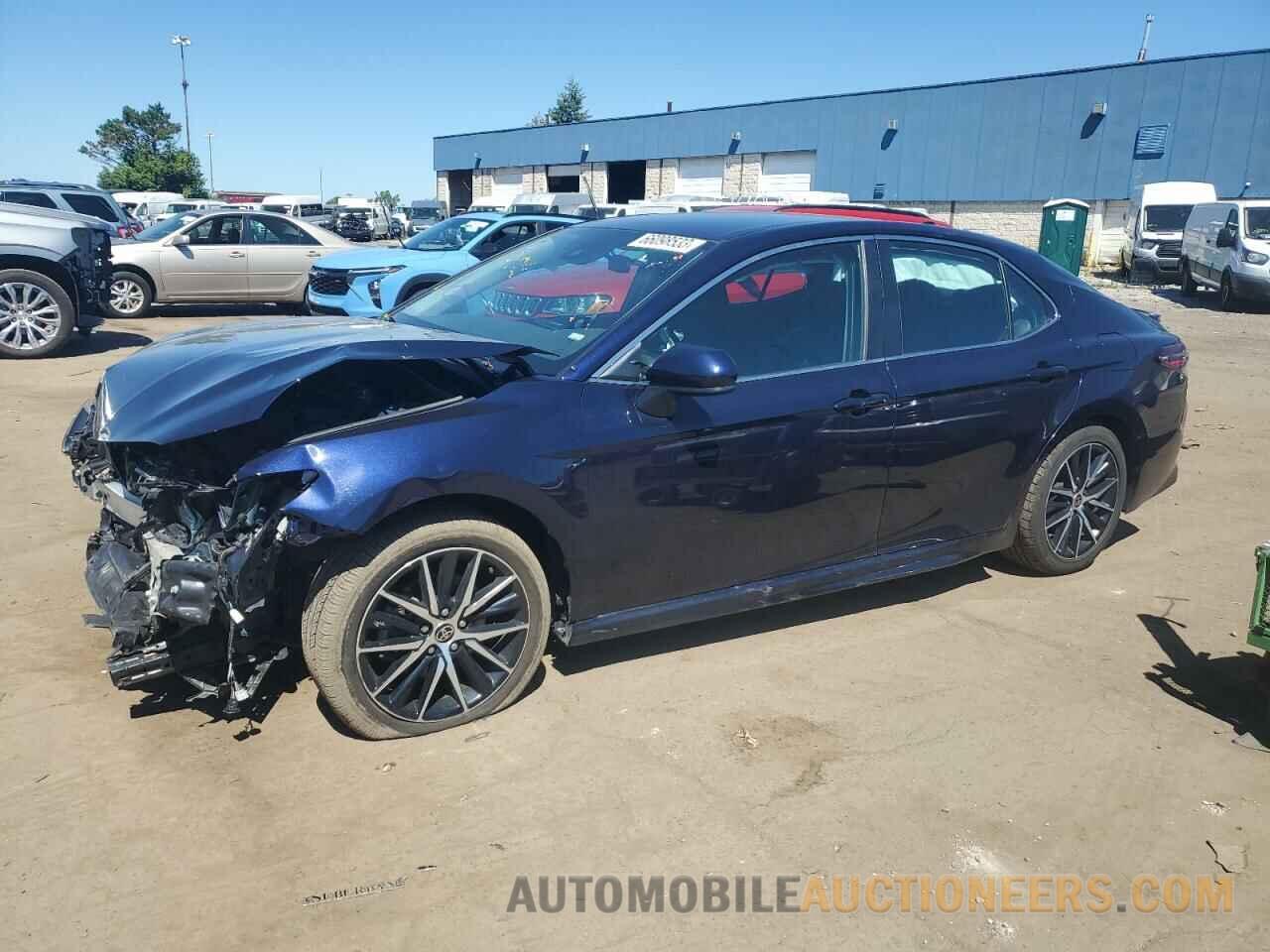 4T1G11AK9MU403504 TOYOTA CAMRY 2021