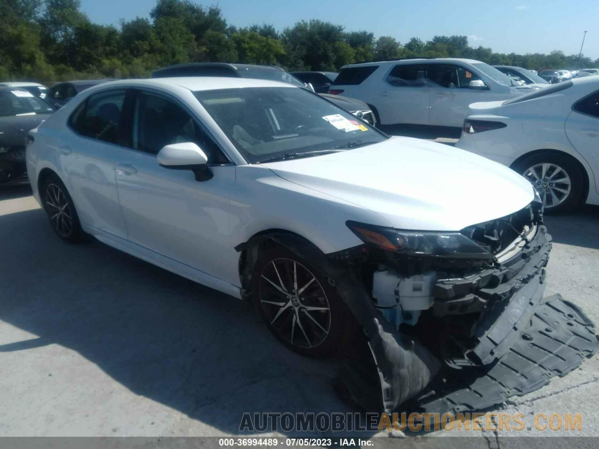 4T1G11AK9MU411585 TOYOTA CAMRY 2021