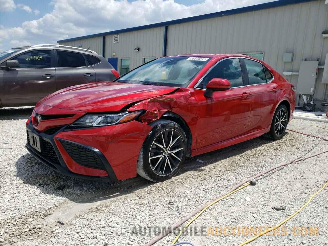 4T1G11AK9MU411635 TOYOTA CAMRY 2021