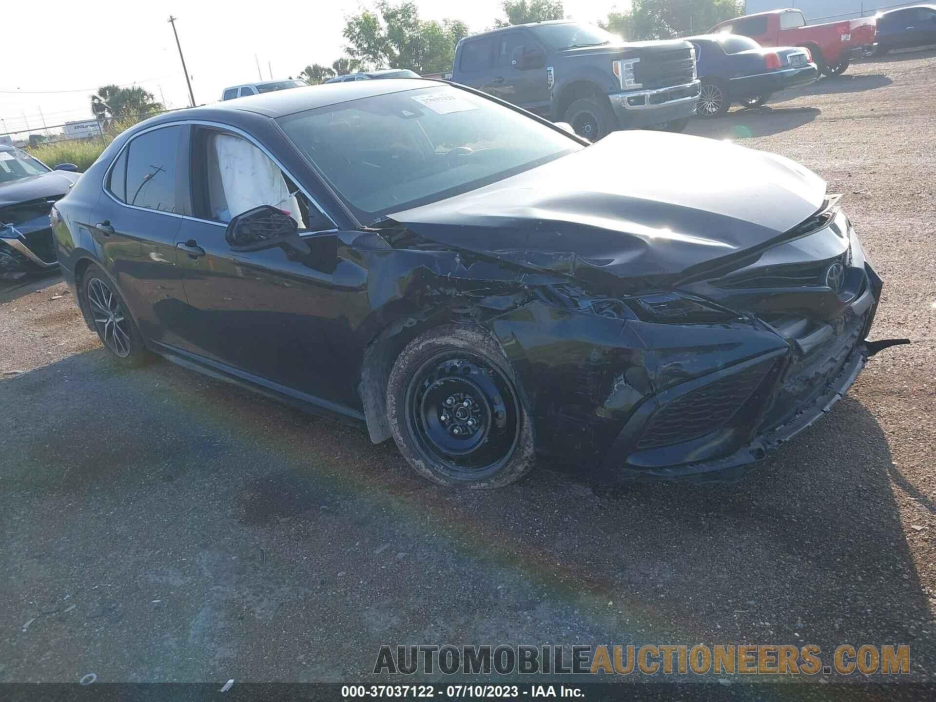 4T1G11AK9MU417421 TOYOTA CAMRY 2021