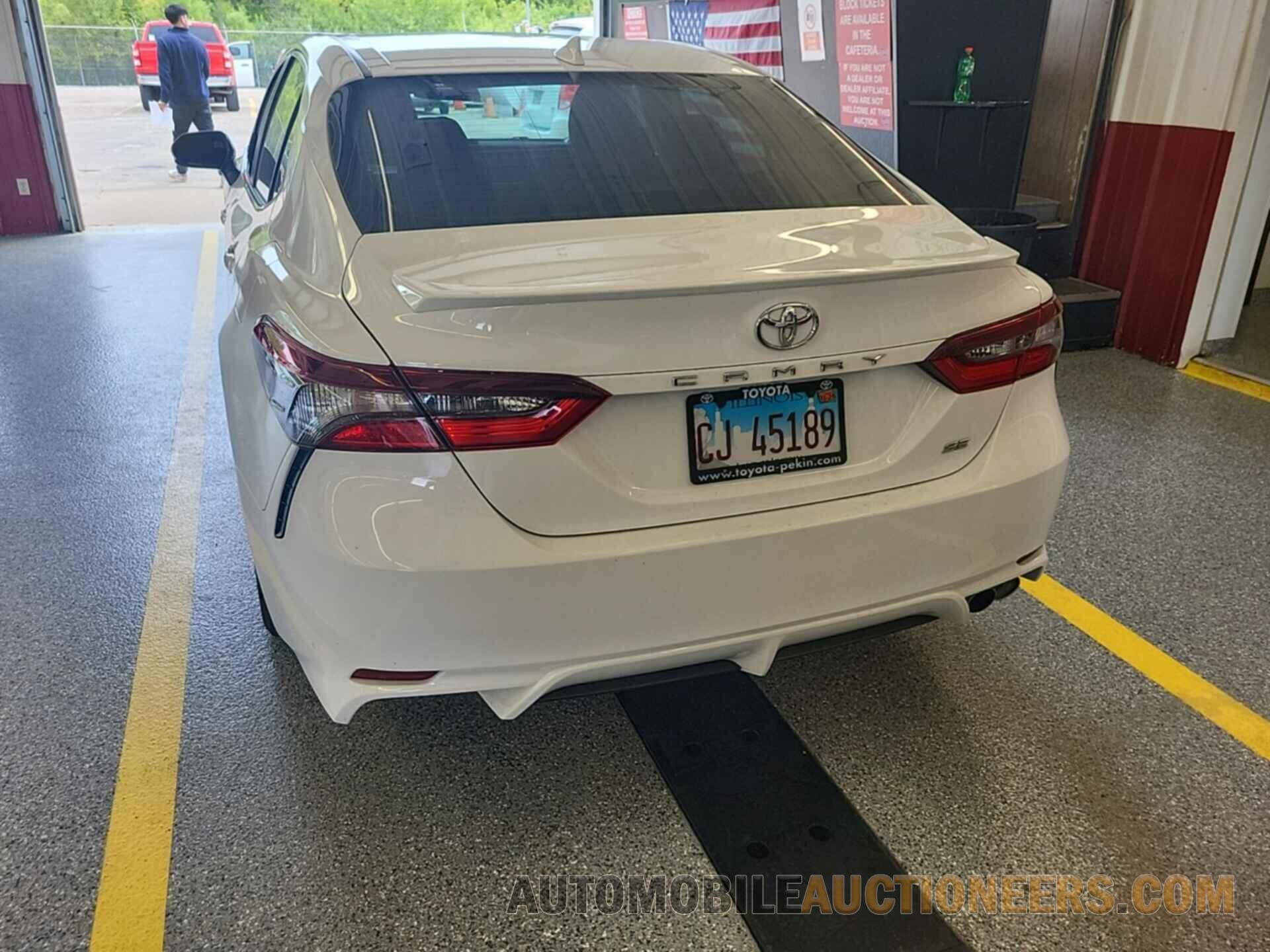 4T1G11AK9MU428094 TOYOTA CAMRY 2021