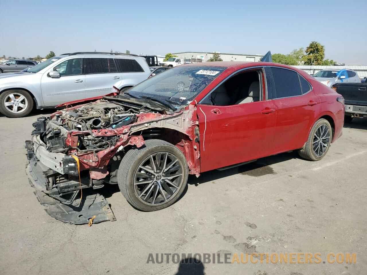 4T1G11AK9MU429827 TOYOTA CAMRY 2021