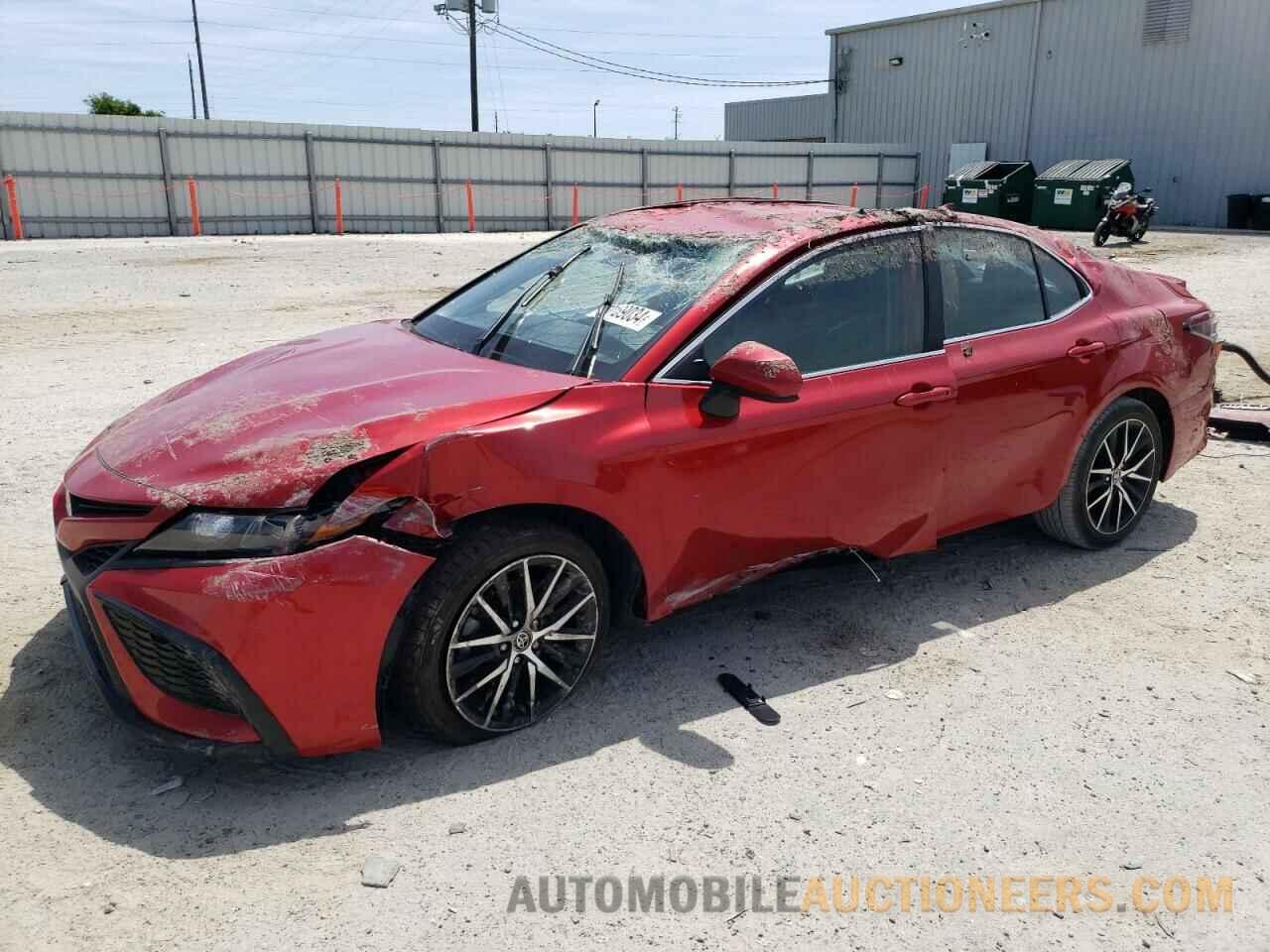 4T1G11AK9MU435241 TOYOTA CAMRY 2021