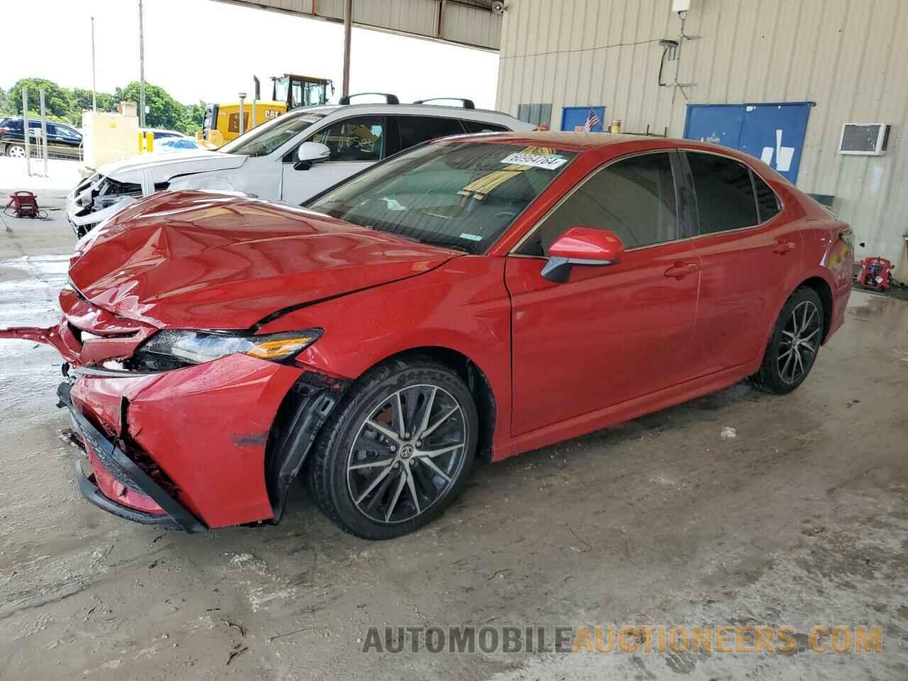 4T1G11AK9MU437233 TOYOTA CAMRY 2021