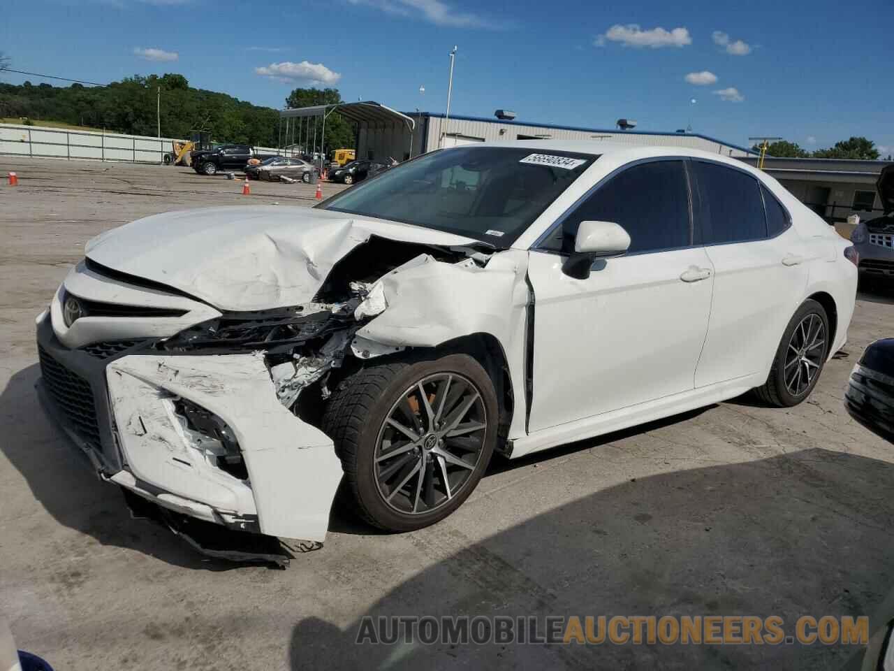 4T1G11AK9MU438639 TOYOTA CAMRY 2021