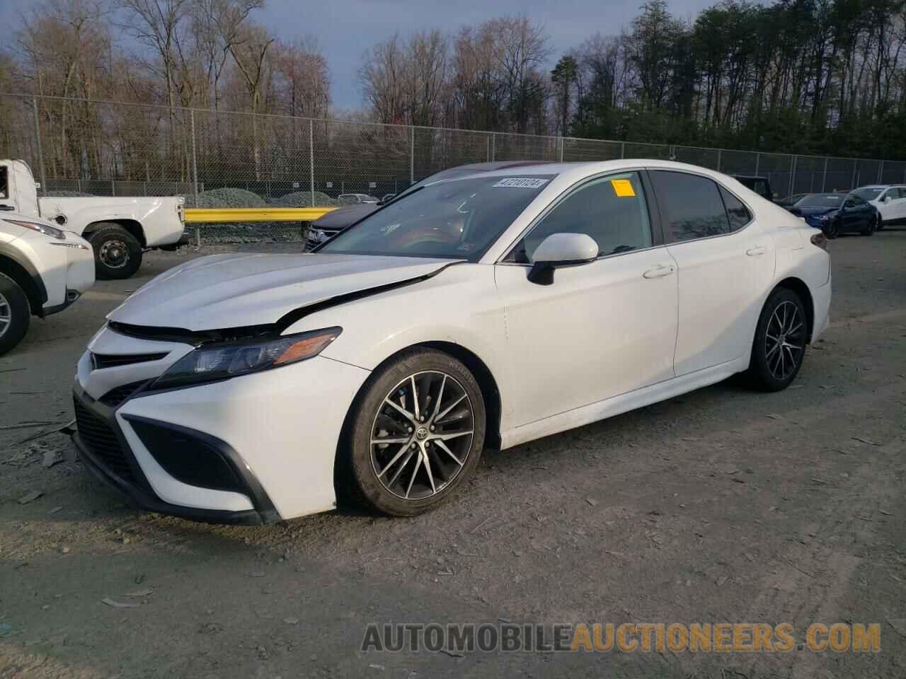 4T1G11AK9MU441251 TOYOTA CAMRY 2021