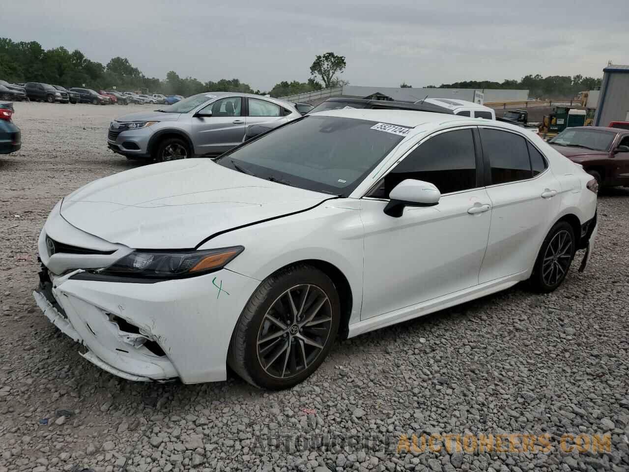 4T1G11AK9MU443727 TOYOTA CAMRY 2021