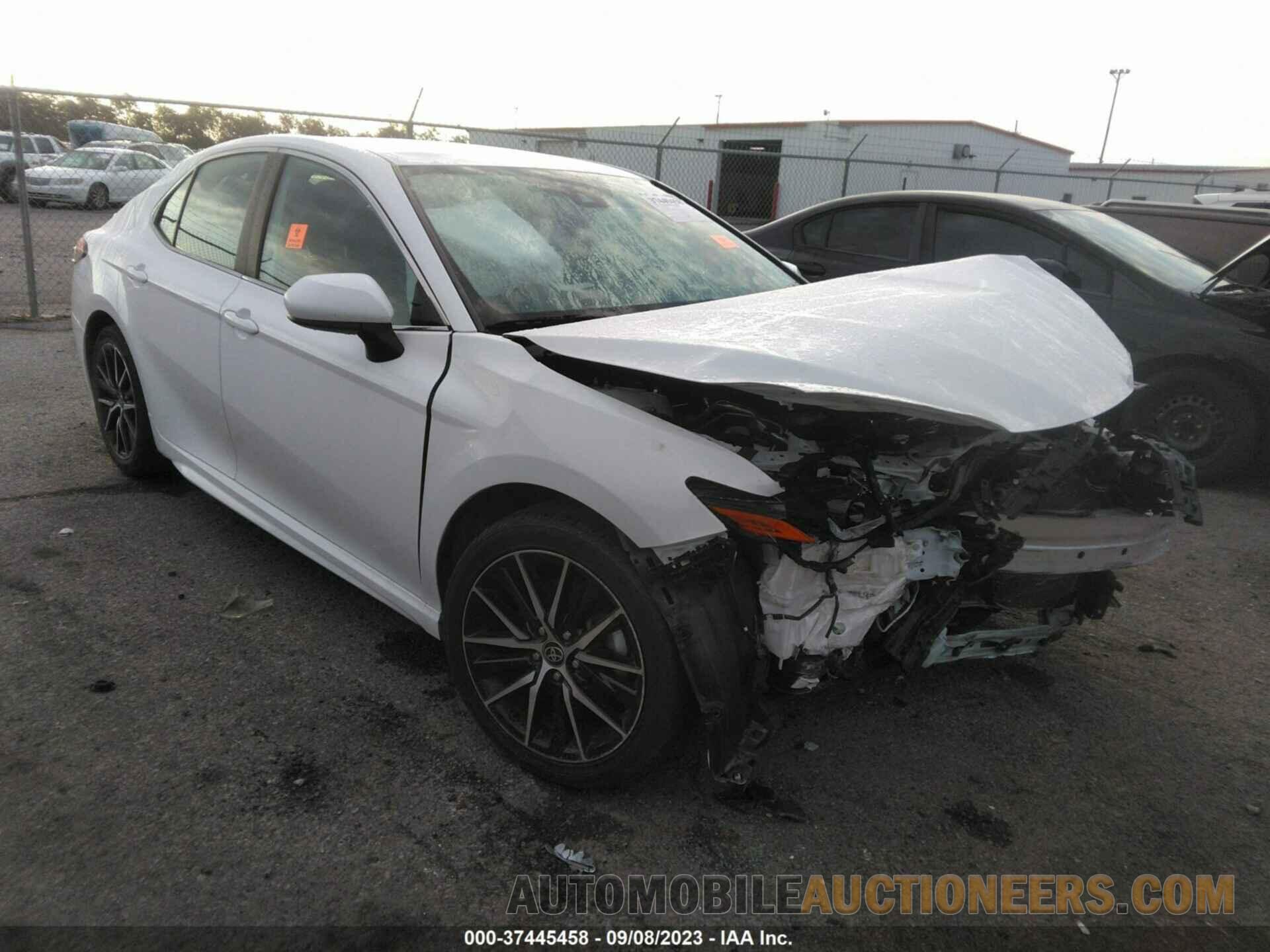 4T1G11AK9MU457451 TOYOTA CAMRY 2021