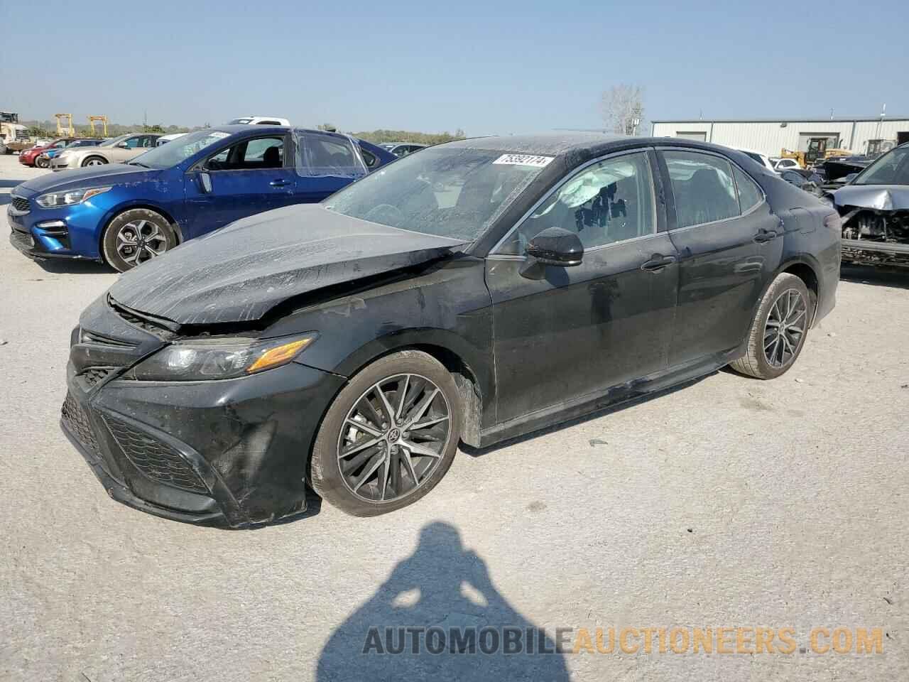 4T1G11AK9MU472502 TOYOTA CAMRY 2021