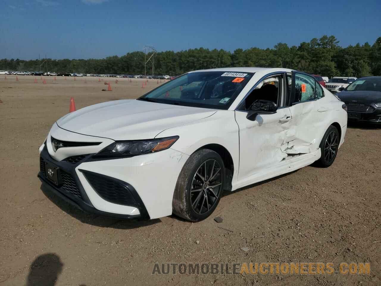 4T1G11AK9MU472824 TOYOTA CAMRY 2021