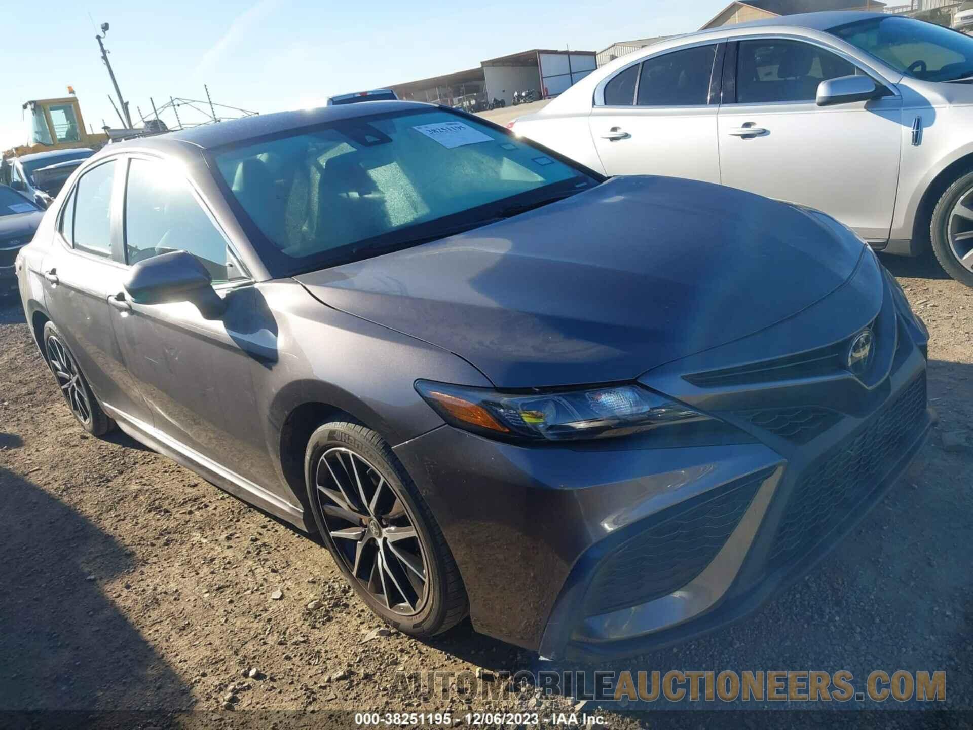 4T1G11AK9MU478199 TOYOTA CAMRY 2021