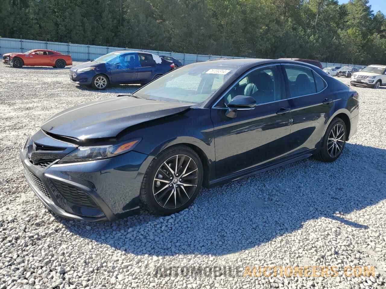 4T1G11AK9MU488733 TOYOTA CAMRY 2021