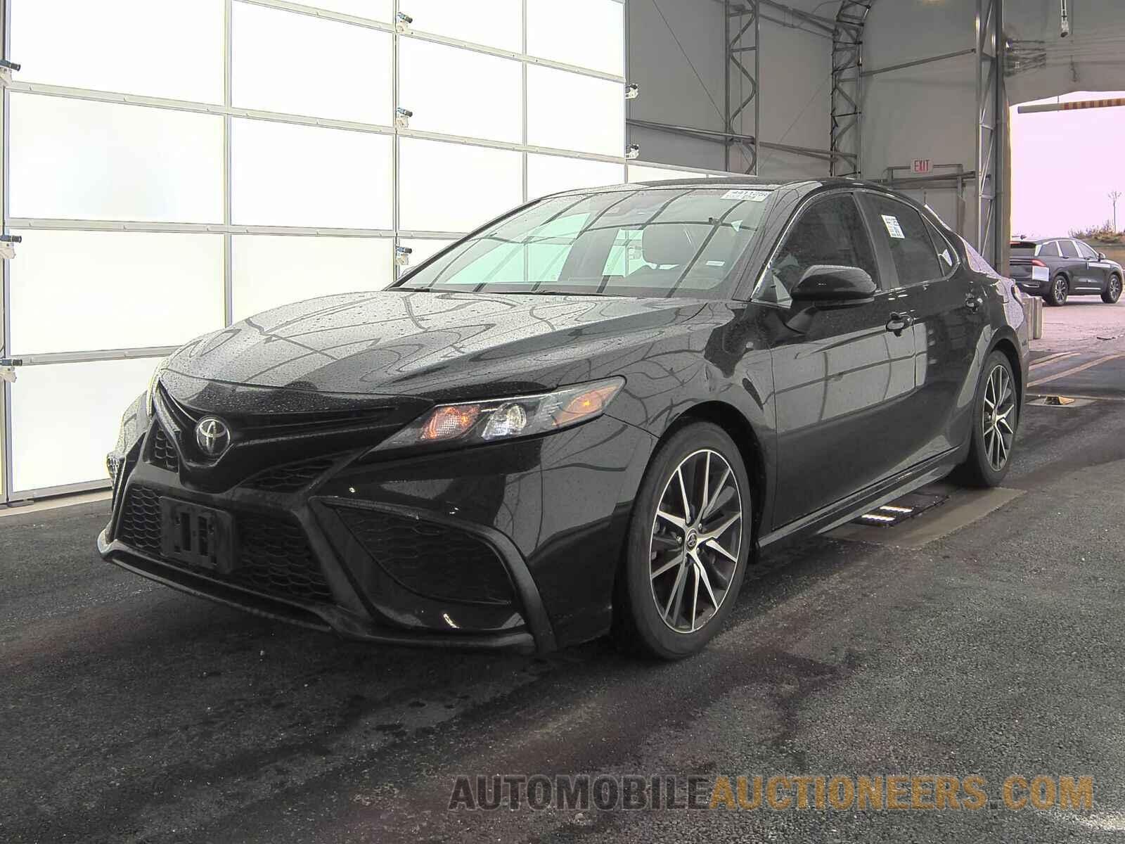 4T1G11AK9MU491065 Toyota Camry 2021