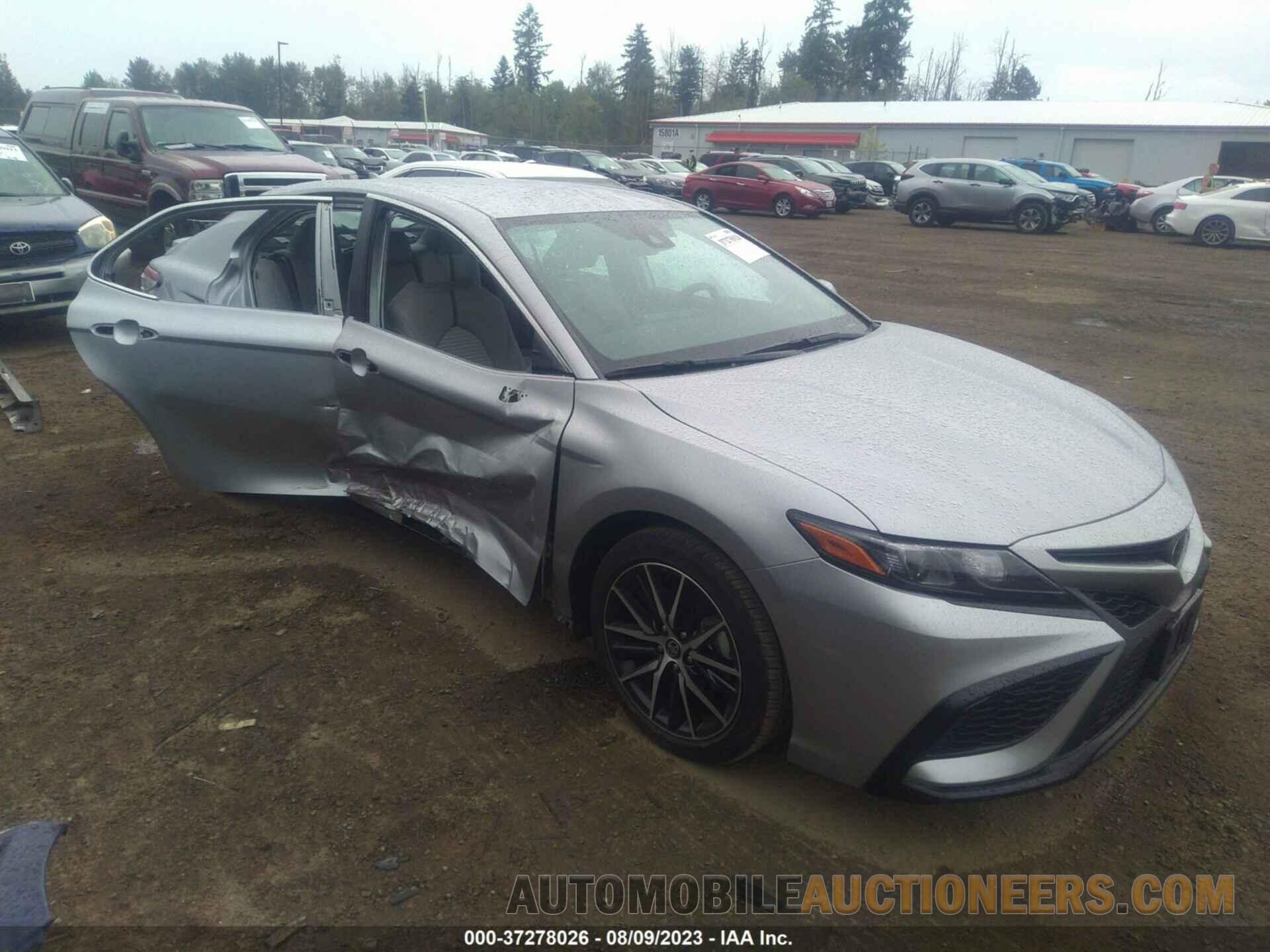 4T1G11AK9MU492622 TOYOTA CAMRY 2021