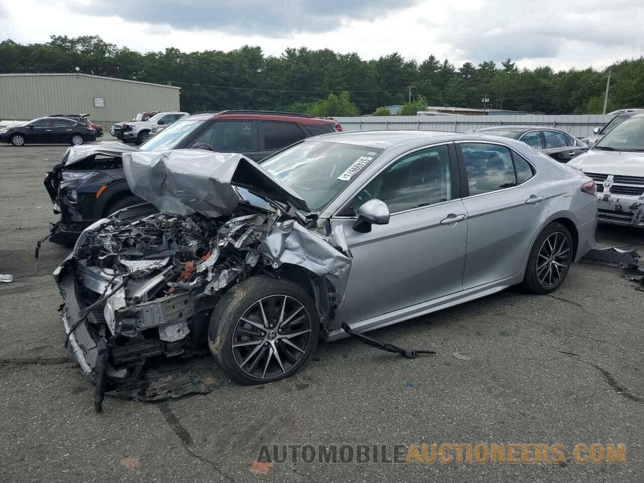 4T1G11AK9MU512352 TOYOTA CAMRY 2021