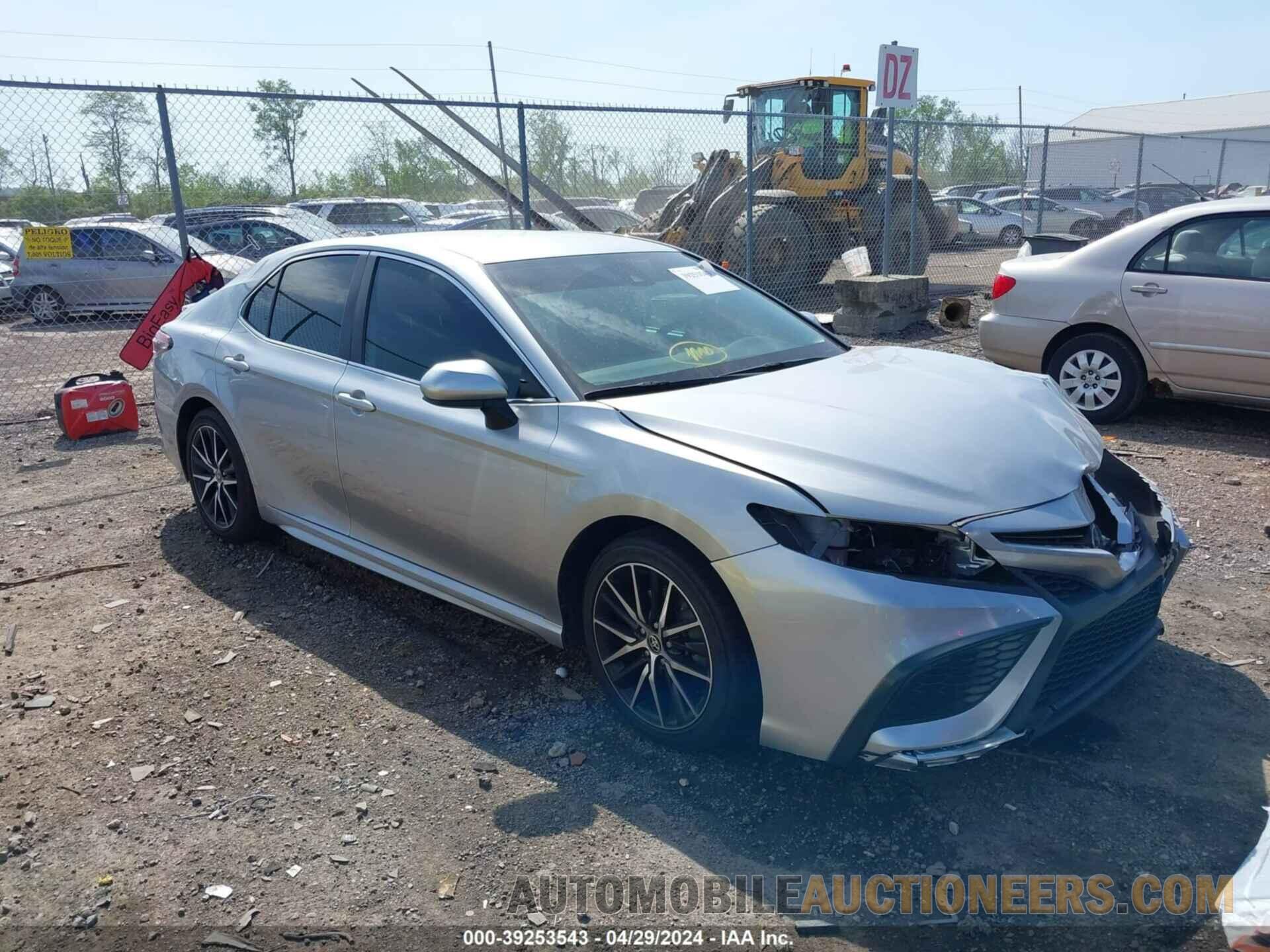 4T1G11AK9MU513226 TOYOTA CAMRY 2021