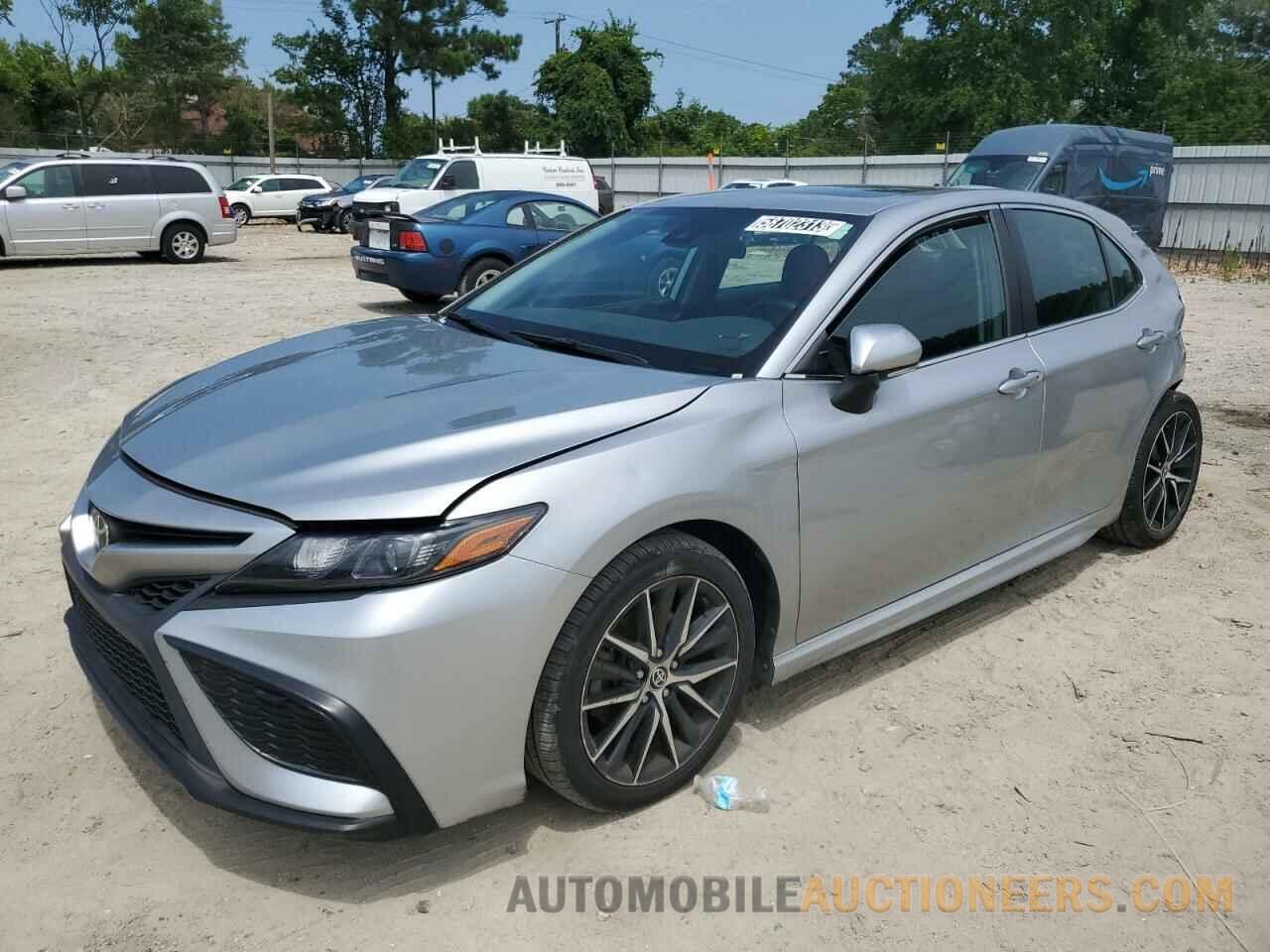 4T1G11AK9MU514070 TOYOTA CAMRY 2021