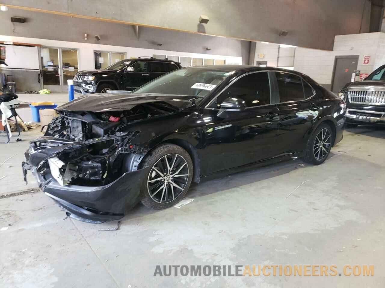 4T1G11AK9MU515963 TOYOTA CAMRY 2021