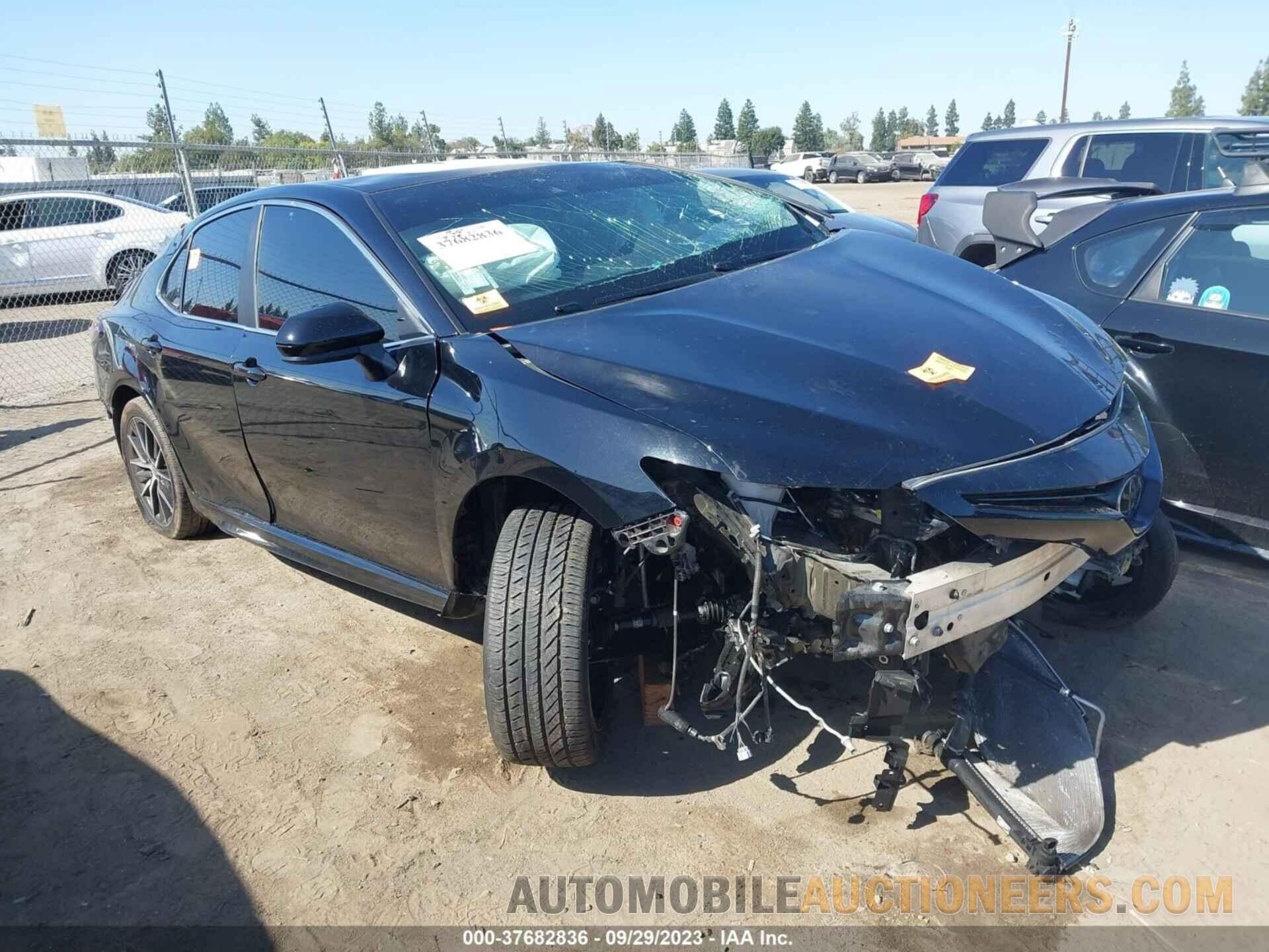 4T1G11AK9MU516370 TOYOTA CAMRY 2021