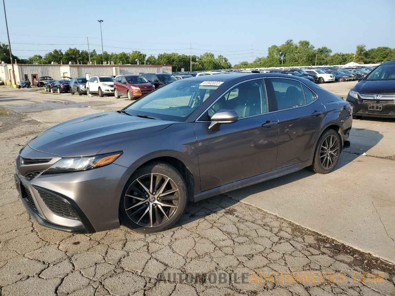 4T1G11AK9MU518765 TOYOTA CAMRY 2021