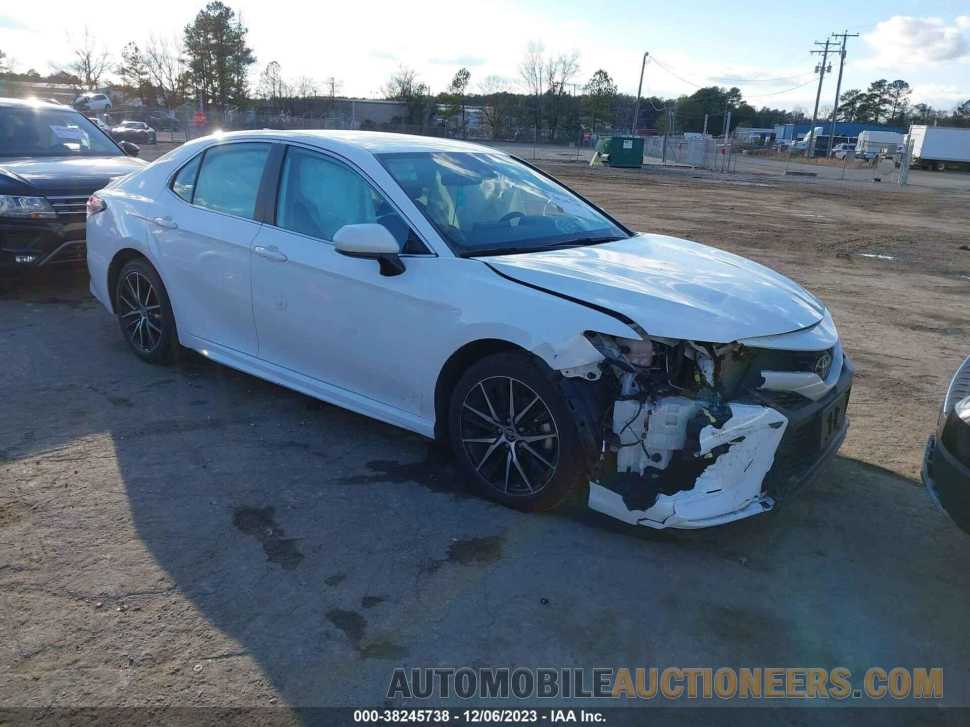 4T1G11AK9MU523366 TOYOTA CAMRY 2021