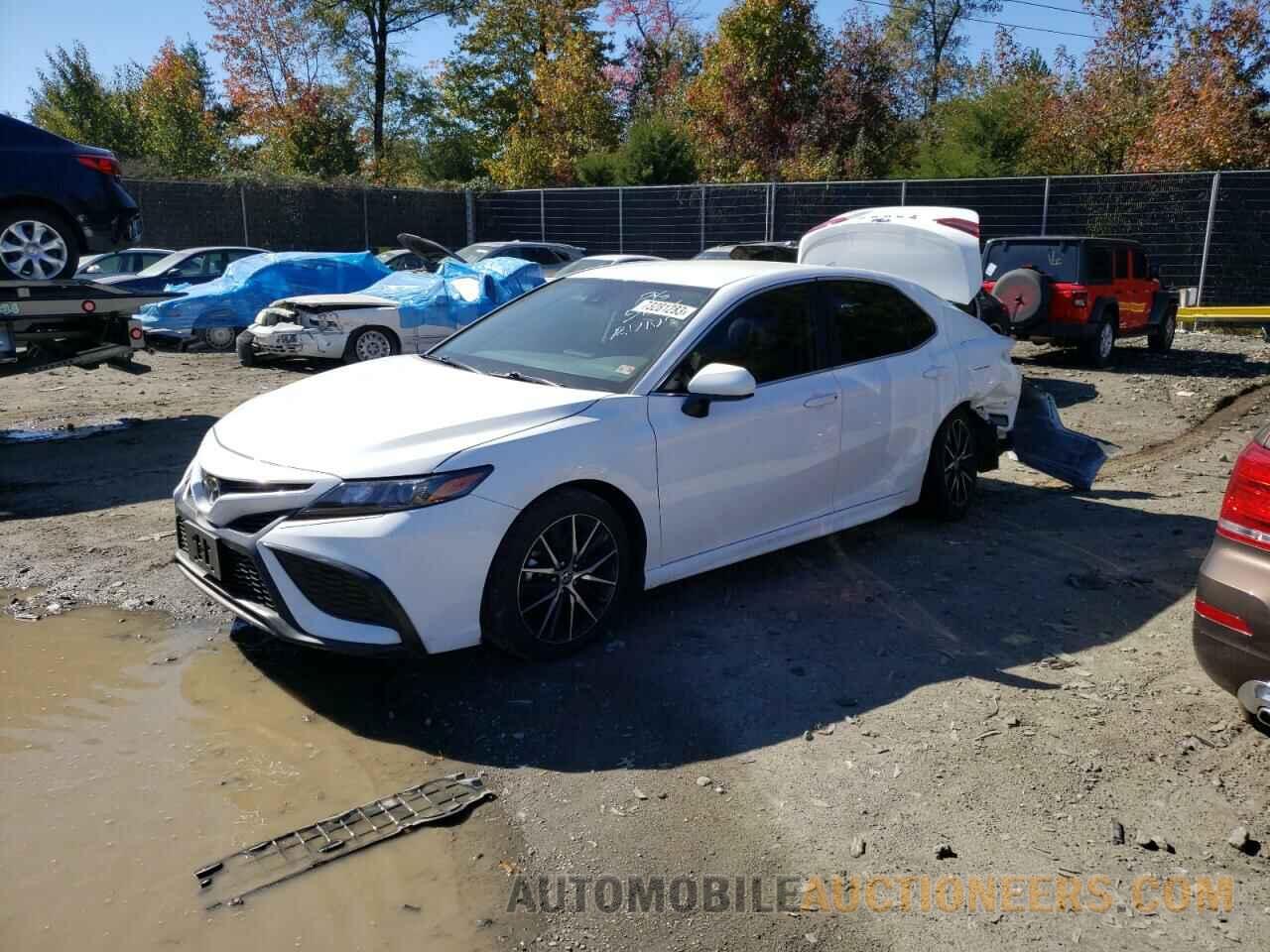 4T1G11AK9MU525666 TOYOTA CAMRY 2021