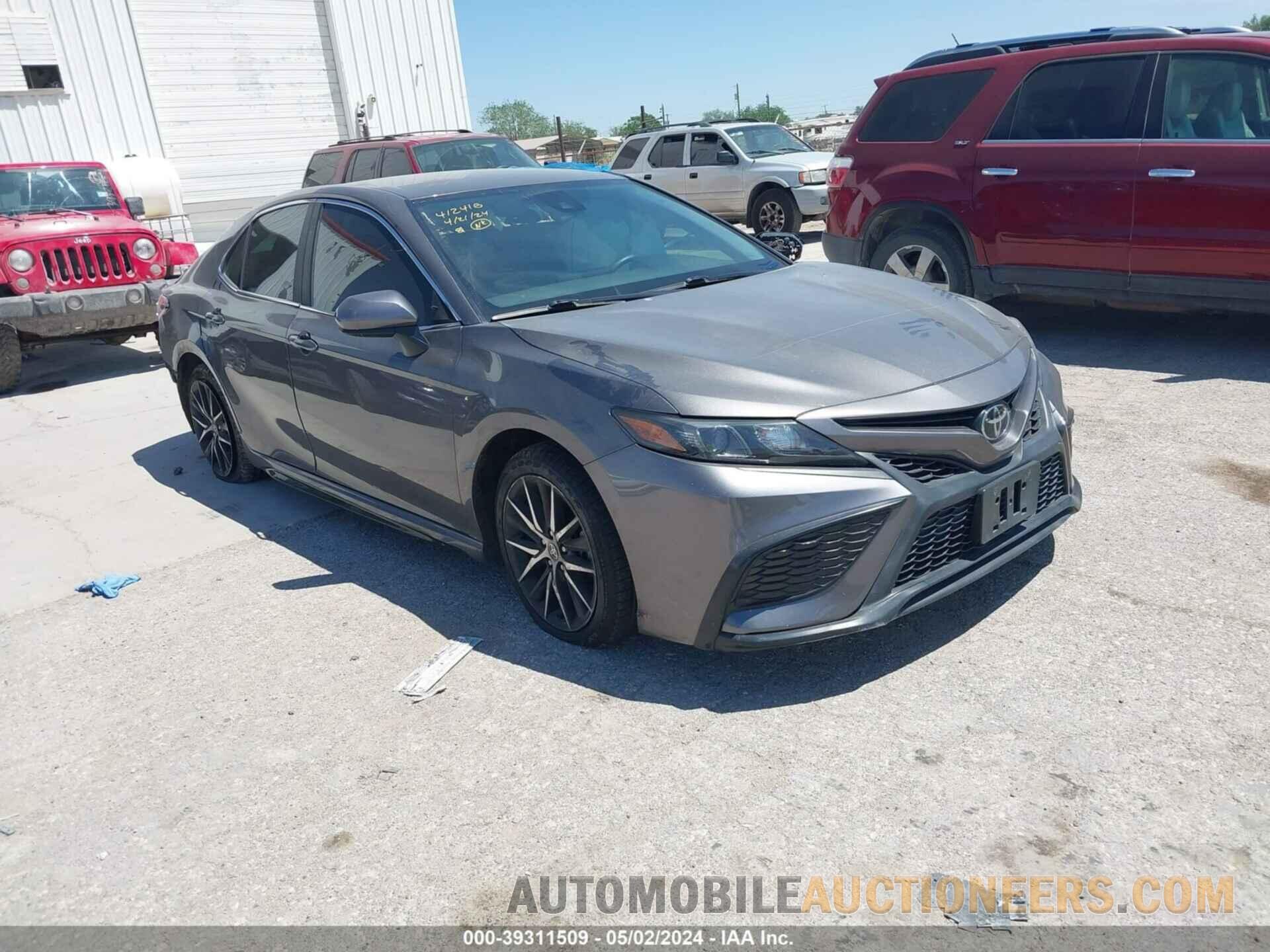 4T1G11AK9MU529295 TOYOTA CAMRY 2021