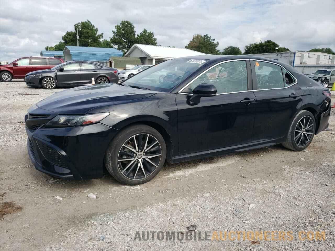 4T1G11AK9MU532133 TOYOTA CAMRY 2021